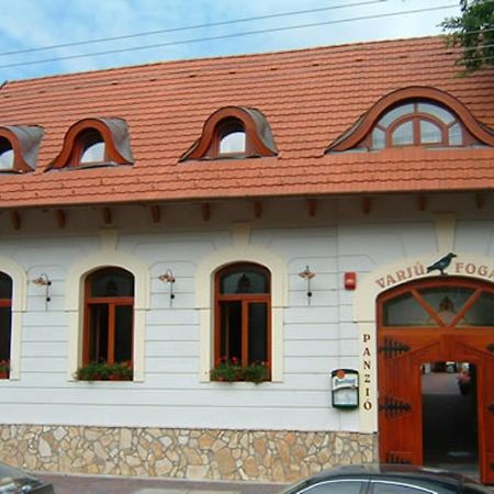 Bed and Breakfast Varju Fogado Tapolca Exterior foto